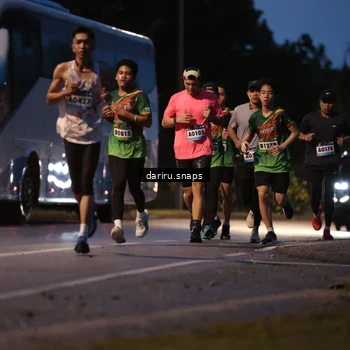 Runner Photo 9250925