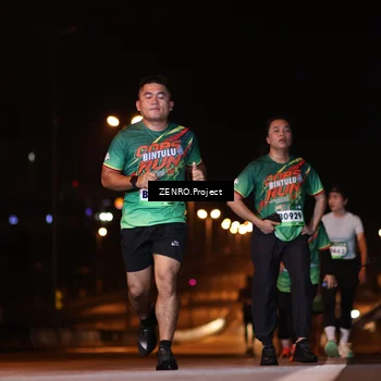 Runner Photo 9250930