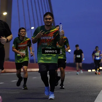 Runner Photo 9250932