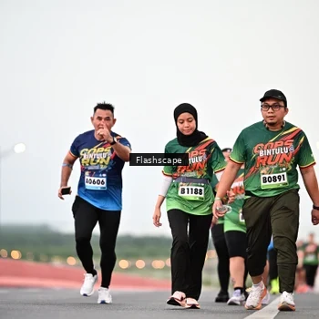 Runner Photo 9250934