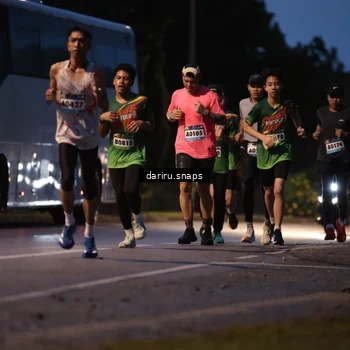 Runner Photo 9250962