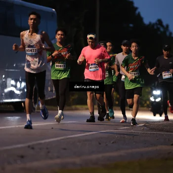 Runner Photo 9250969