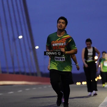 Runner Photo 9250981