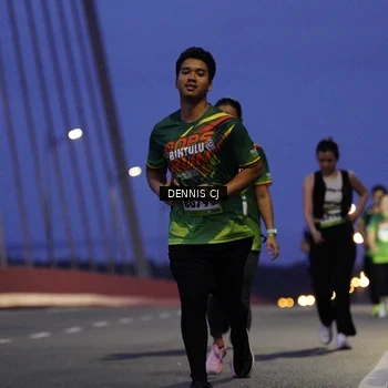 Runner Photo 9250982