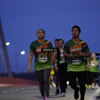 Runner Photo 9250984