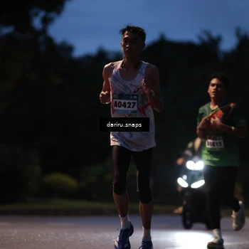 Runner Photo 9251000