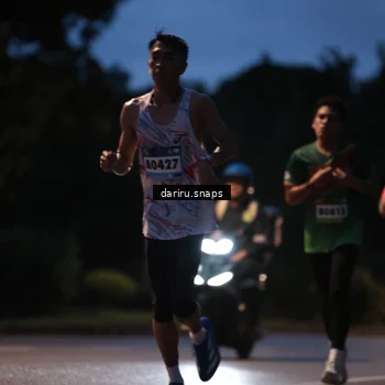 Runner Photo 9251025
