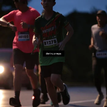 Runner Photo 9251081
