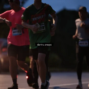 Runner Photo 9251091