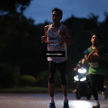 Runner Photo 9251097