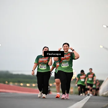 Runner Photo 9251098