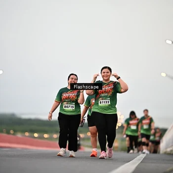 Runner Photo 9251112
