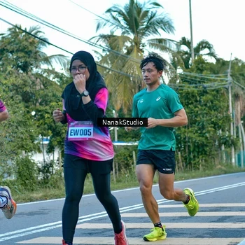 Runner Photo 9251114
