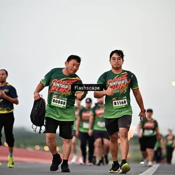 Runner Photo 9251294