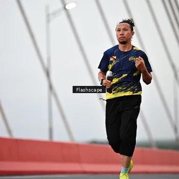 Runner Photo 9251426