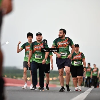 Runner Photo 9251429