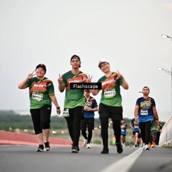 Runner Photo 9251740