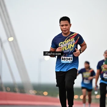 Runner Photo 9251922