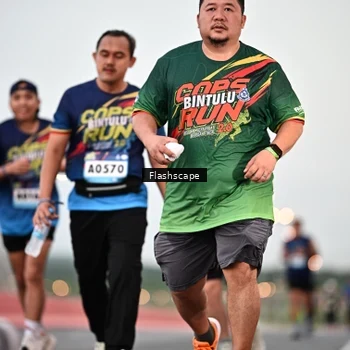 Runner Photo 9251990