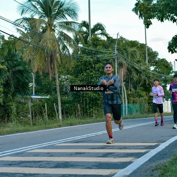 Runner Photo 9252103