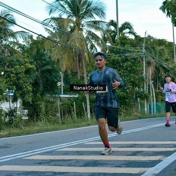 Runner Photo 9252341