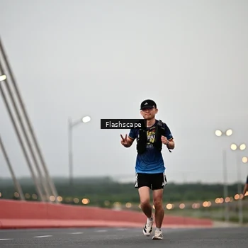 Runner Photo 9252604