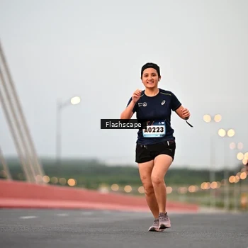 Runner Photo 9253104