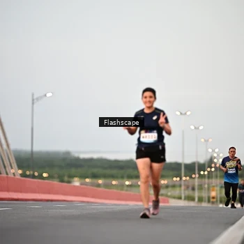 Runner Photo 9253123