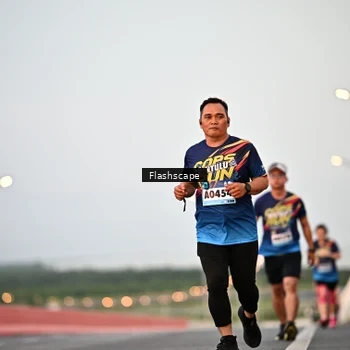 Runner Photo 9253137
