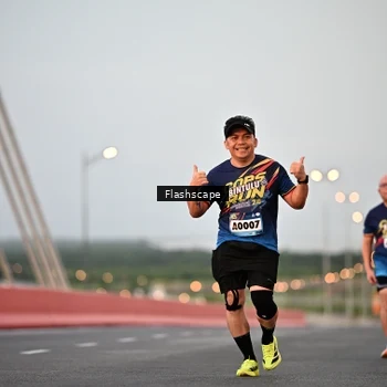 Runner Photo 9253228