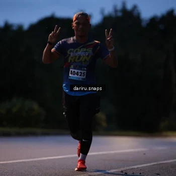 Runner Photo 9253273
