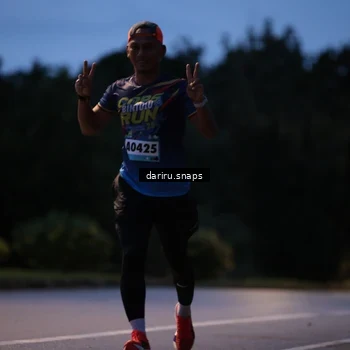 Runner Photo 9253297