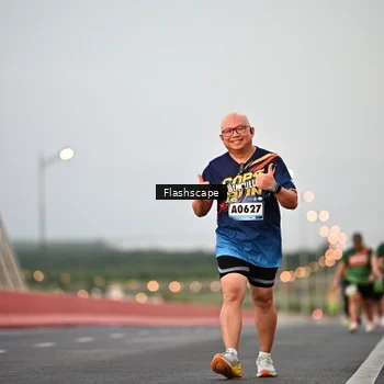 Runner Photo 9253298