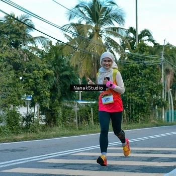 Runner Photo 9254038