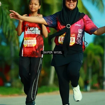 Runner Photo 9254048