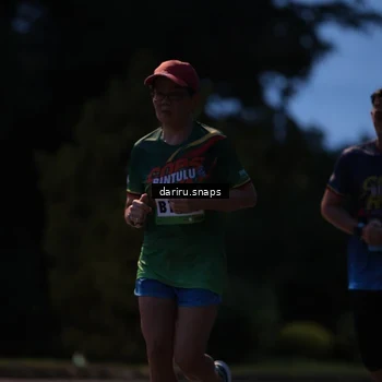 Runner Photo 9254068