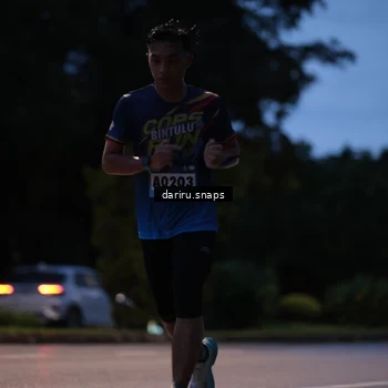 Runner Photo 9254071
