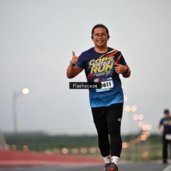 Runner Photo 9254091