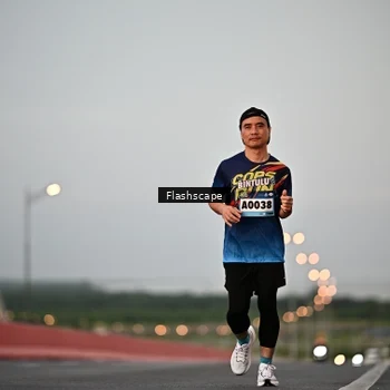 Runner Photo 9254157