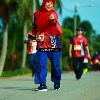 Runner Photo 9254158
