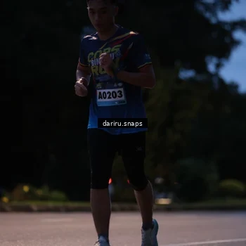 Runner Photo 9254172
