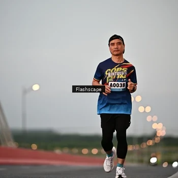 Runner Photo 9254177