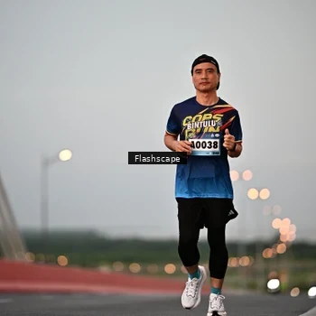 Runner Photo 9254184