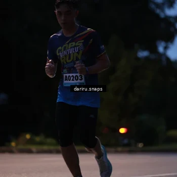 Runner Photo 9254188