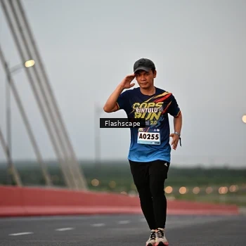 Runner Photo 9254196