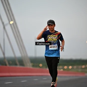 Runner Photo 9254228