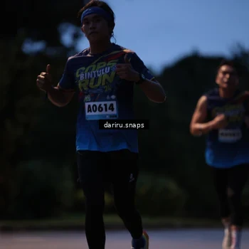 Runner Photo 9254656