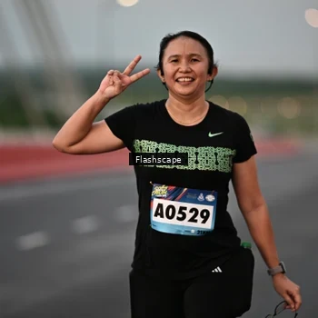 Runner Photo 9254674