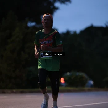 Runner Photo 9255108