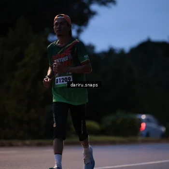 Runner Photo 9255134